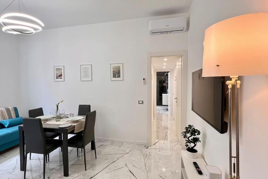Appartamento Urban House - Modern Flat Navigli Milan Center Esterno foto