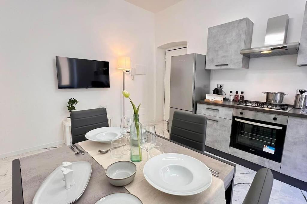 Appartamento Urban House - Modern Flat Navigli Milan Center Esterno foto